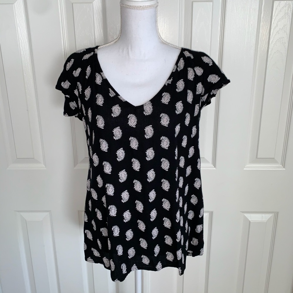 Old Navy Flutter Sleeve Top